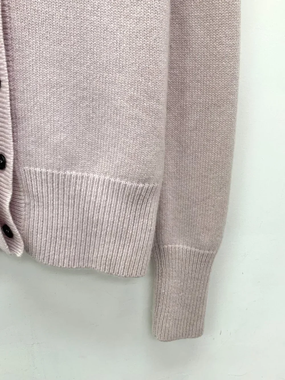 J30610 Burberry pink cashmere V-neck knitted cardigan jacket M size 95 new - Picture 4 of 8